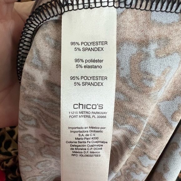 Chicos Womens Knee Length Dress Leopard Animal Print Mob Wife V Neck Size 1 - Picture 4 of 4